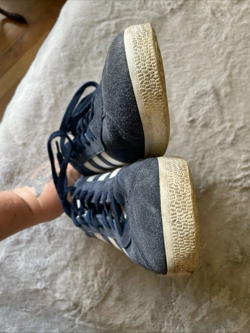 adidas Navy Suede Sneakers with White Stripes and Gold Logo size 12